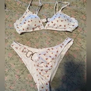 Bikini full coverage bottom. good condition